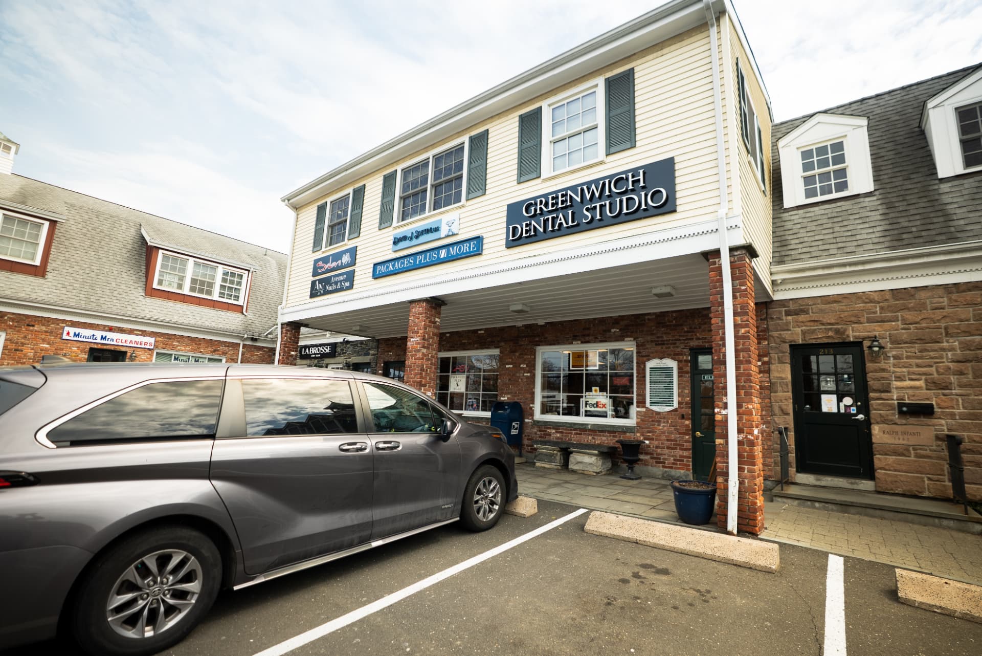Greenwich Dental Studio office on East Putnam Avenue in Cos Cob